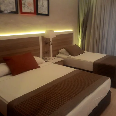 Port River & Сіде