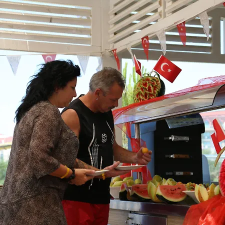 Port River & Готель 5*