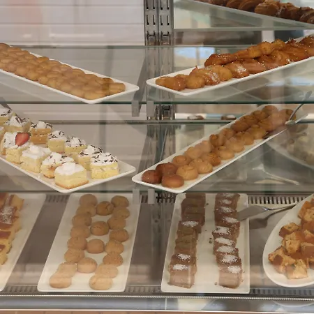 Готель Port River & 5*