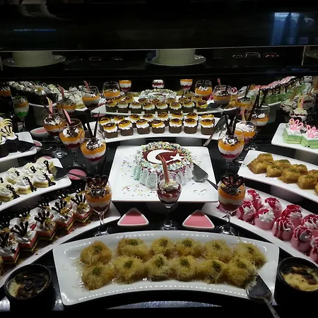 Port River & Готель 5*