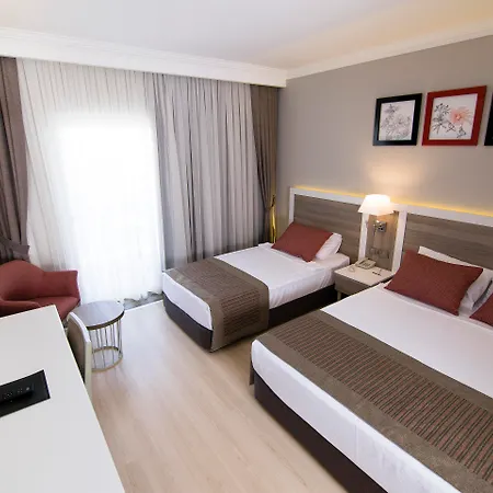 Port River & Szálloda 5*