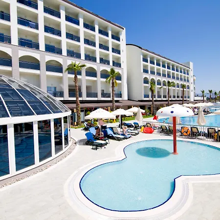 Port River & Hotel 5*