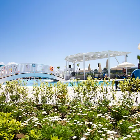 Port River & ホテル シダ