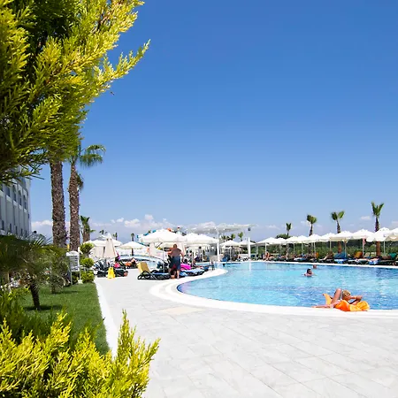 Ξενοδοχείο Port River & 5*