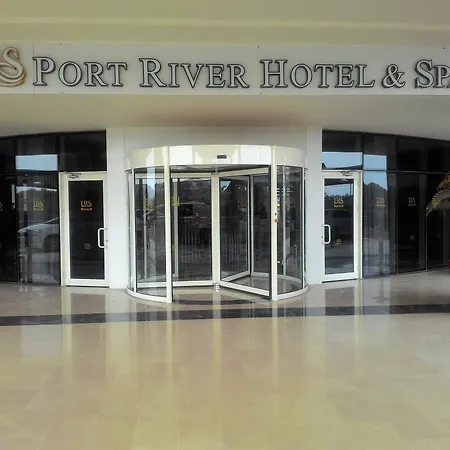 Port River & ホテル 5*