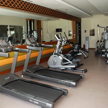 ホテル Port River & シダ