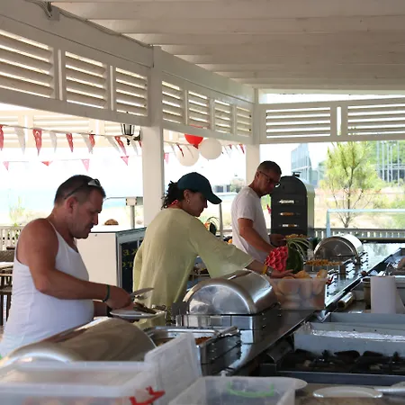 Ξενοδοχείο Port River & Σιντέ
