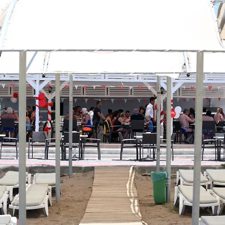 Port River & 5* シダ