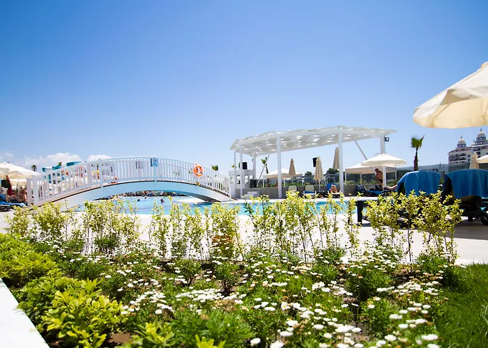 Port River & Hotel Side