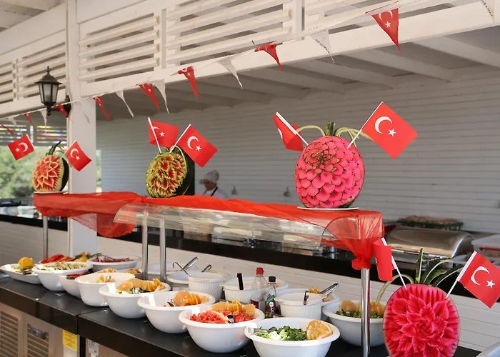 Port River & Hotel 5*