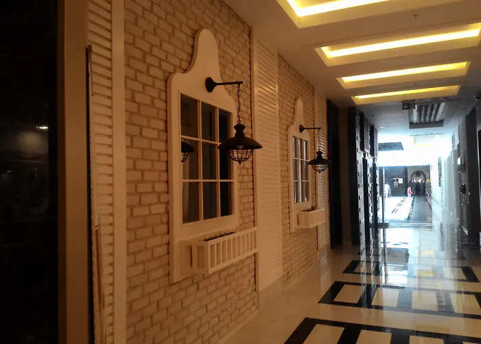 Hotel Port River & 5*