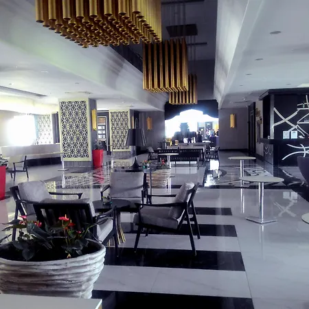 酒店 Port River & 锡德